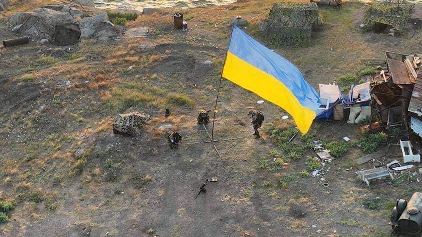 История освобождения: как украинские бойцы отбивали остров Змеиный