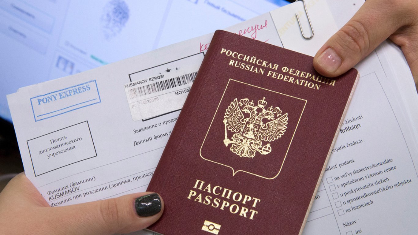 Визовый режим между Украиной и рф - сколько россиян подали запросы на въезд