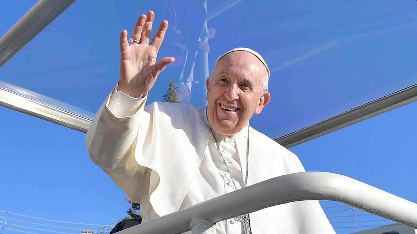 Папа римский рассказал, уйдет ли в отставку