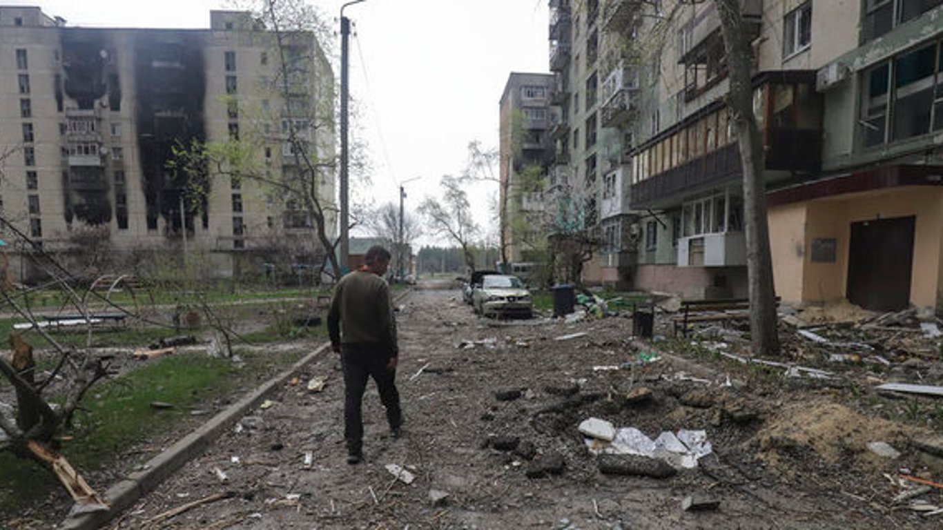 В центре Северодонецка взорвалось авто с оккупантами, шестеро получили ранения