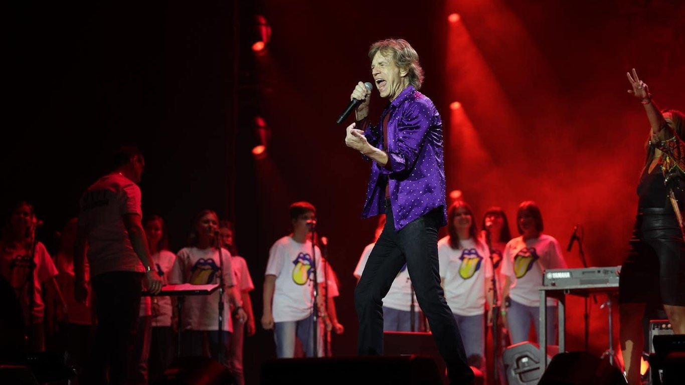 The Rolling Stones спели в Вене вместе с детскими хорами из Киева - видео
