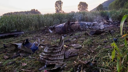 Падіння українського літака в Греції: вилучено всі вісім тіл, небезпечні речовини не виявлені - 285x160