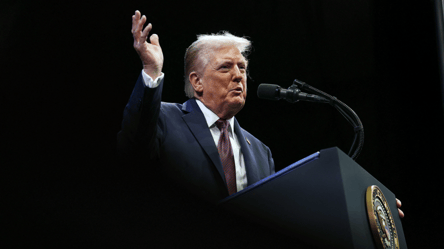 Трамп свернул программу защиты от дезинформации из РФ и Китая - 285x160