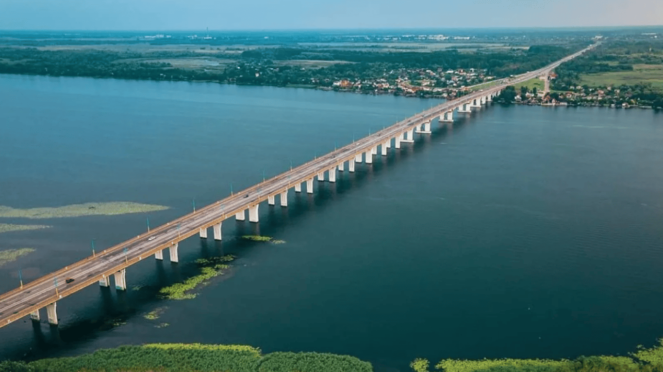 Эксперт объяснил, стоит ли уничтожать Антоновский мост