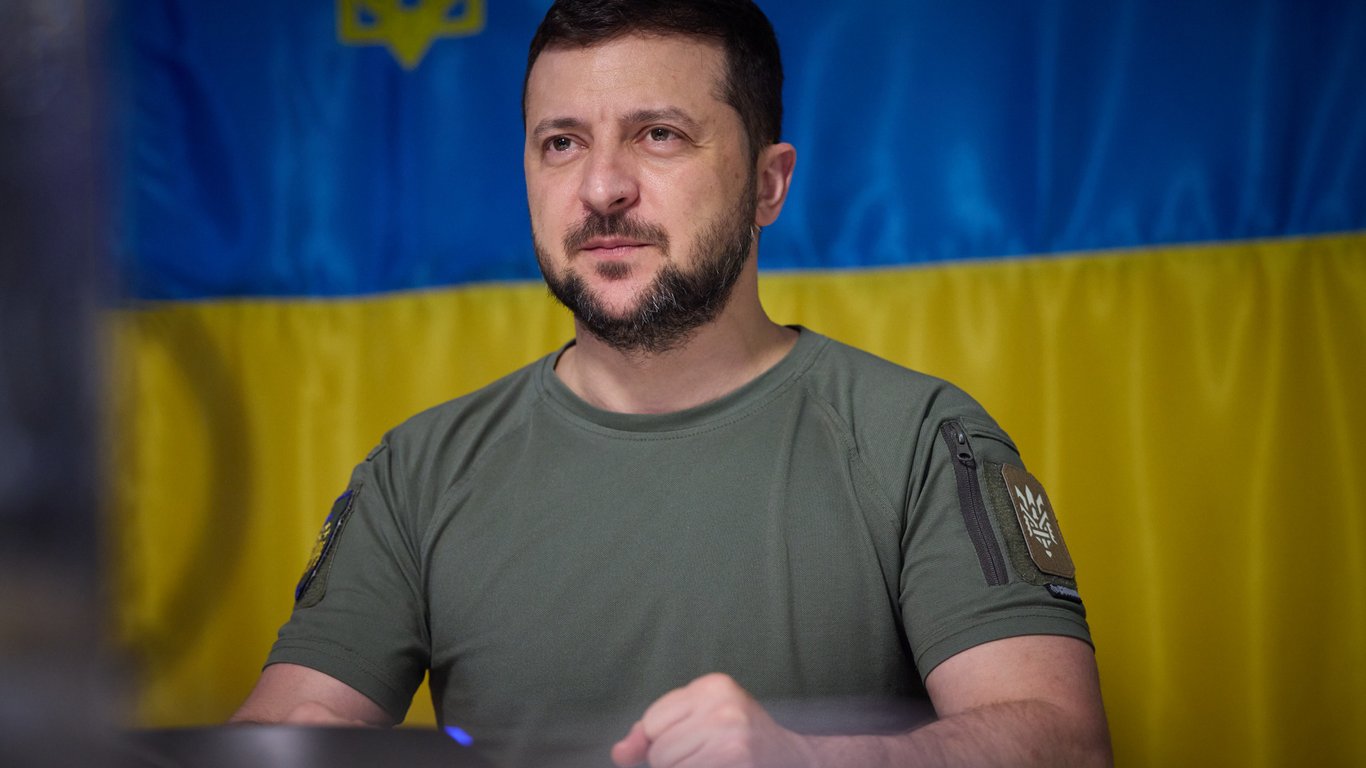 США виділяють Україні зброю - Зеленський подякував Байдену за пакет допомоги