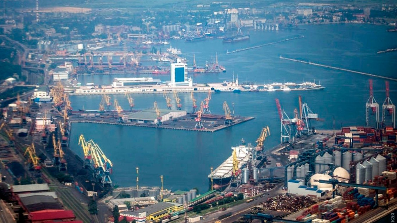 Одесса порт - эксперт назвал причины ракетных атак
