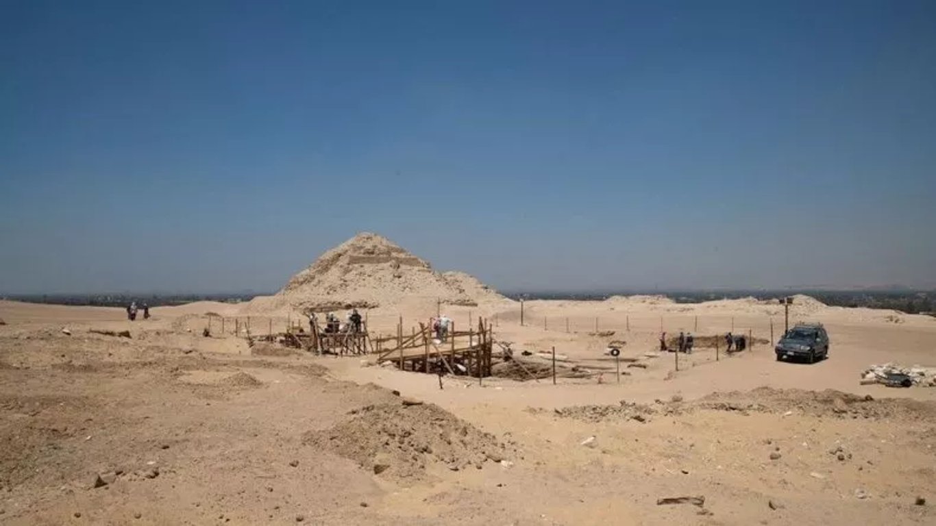 Ученые обнаружили в Египте уникальную гробницу