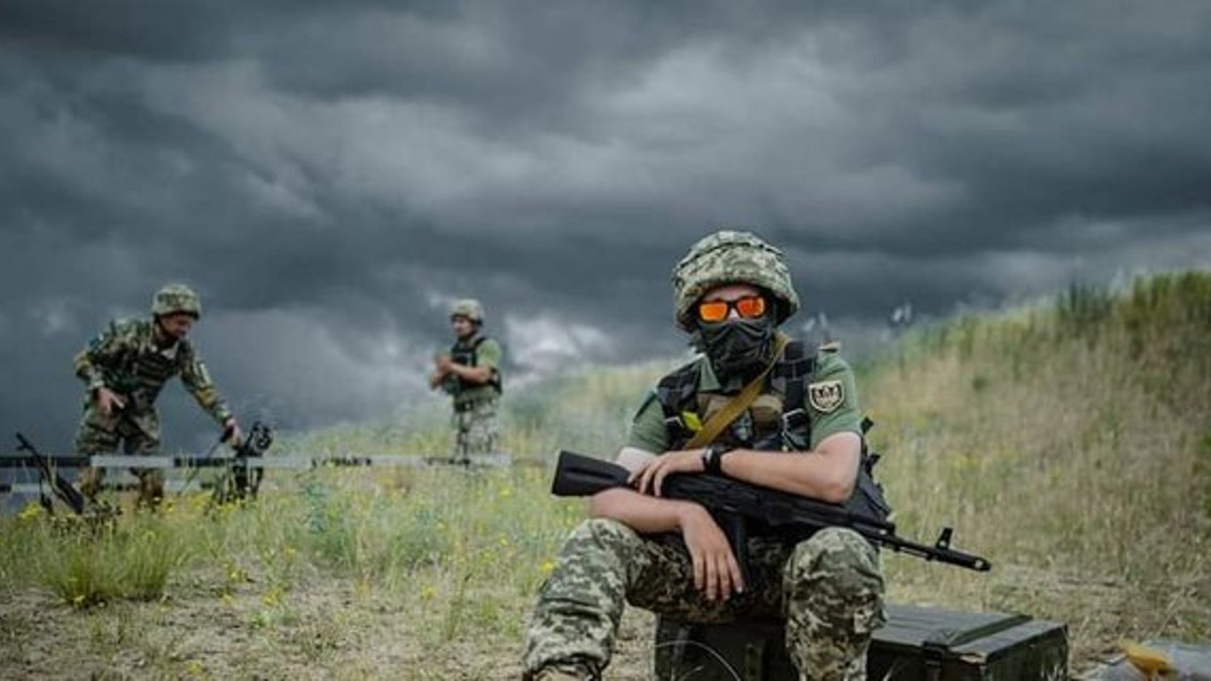 Война в Украине - военные отбили наступления оккупантов на трех направлениях