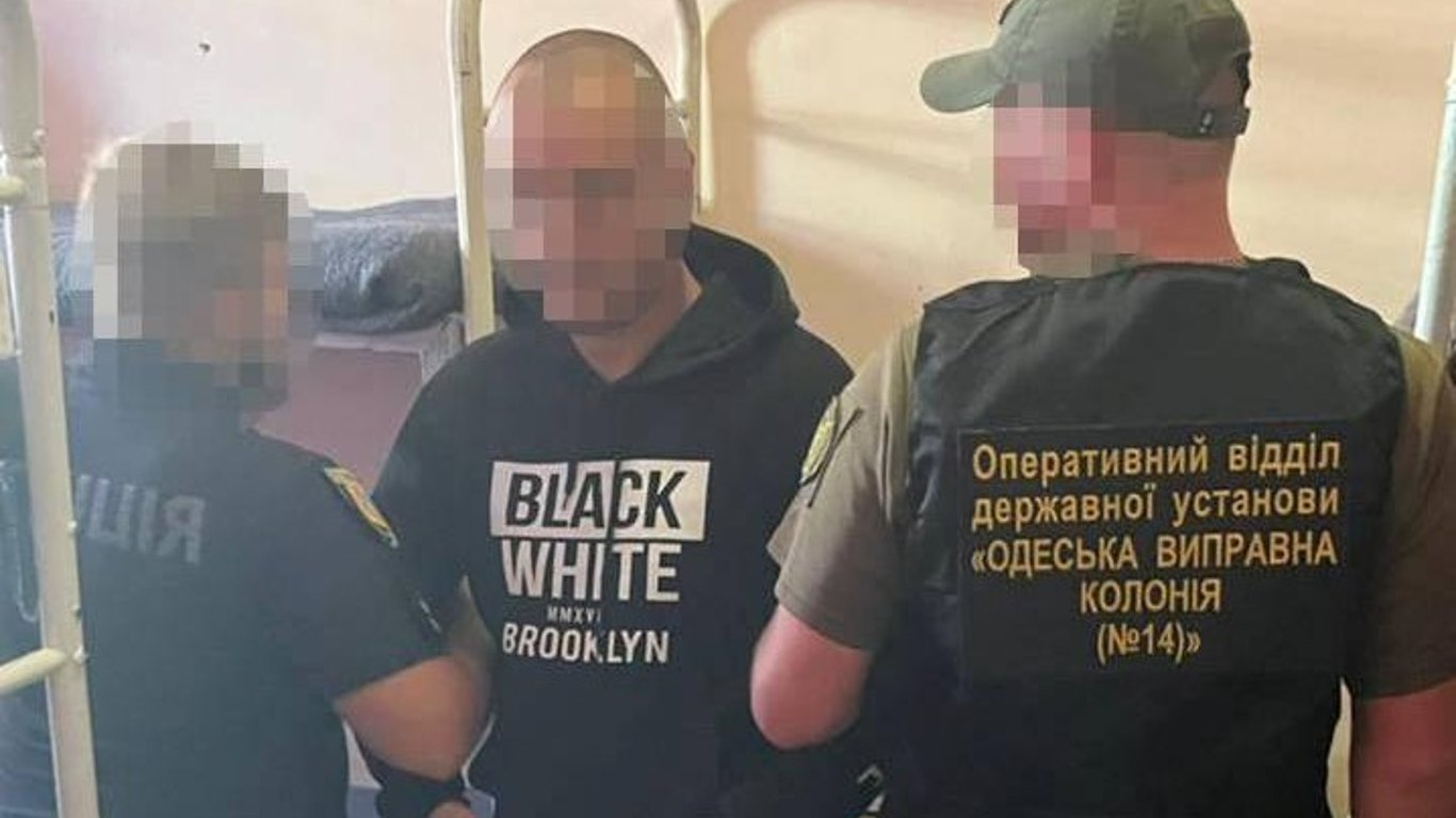 Одеський ув'язнений заробив за ґратами на львів'янині