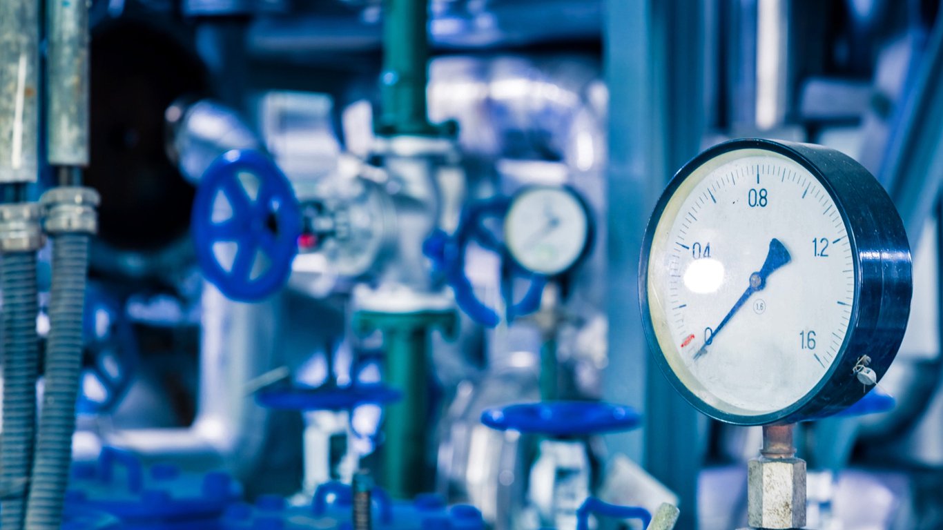 Цена на газ в Европе выросла почти до 2 тыс. долларов из-за ограничения поставок "Газпромом"