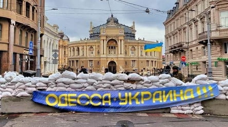 Хотел "русского мира" в Одессе: полицейские объявили подозрение местному жителю - 285x160