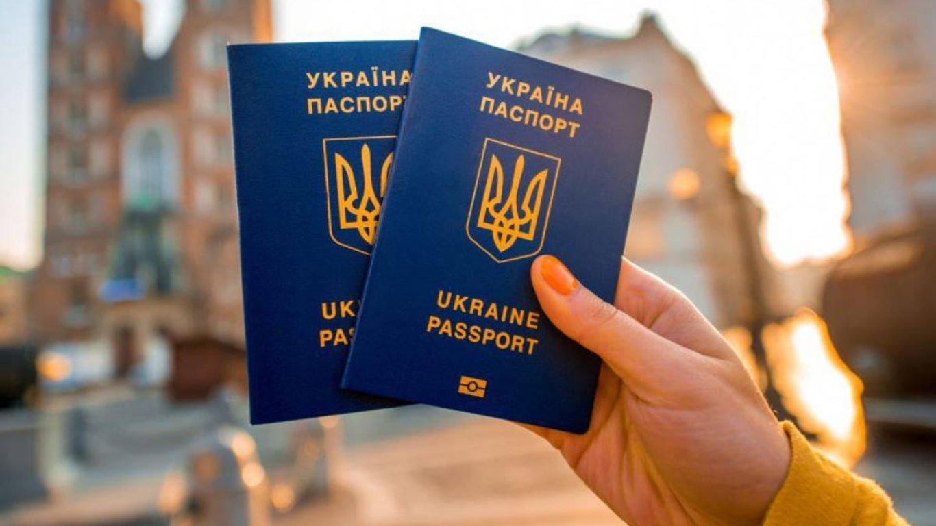 Жители Николаева смогут оформить внутренний и загранпаспорт в Одессе