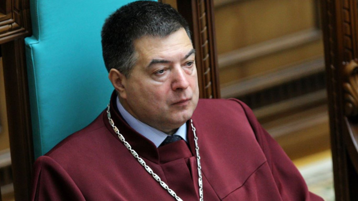 Бывший глава Конституционного Суда Украины экстрадируется из Австрии: детали
