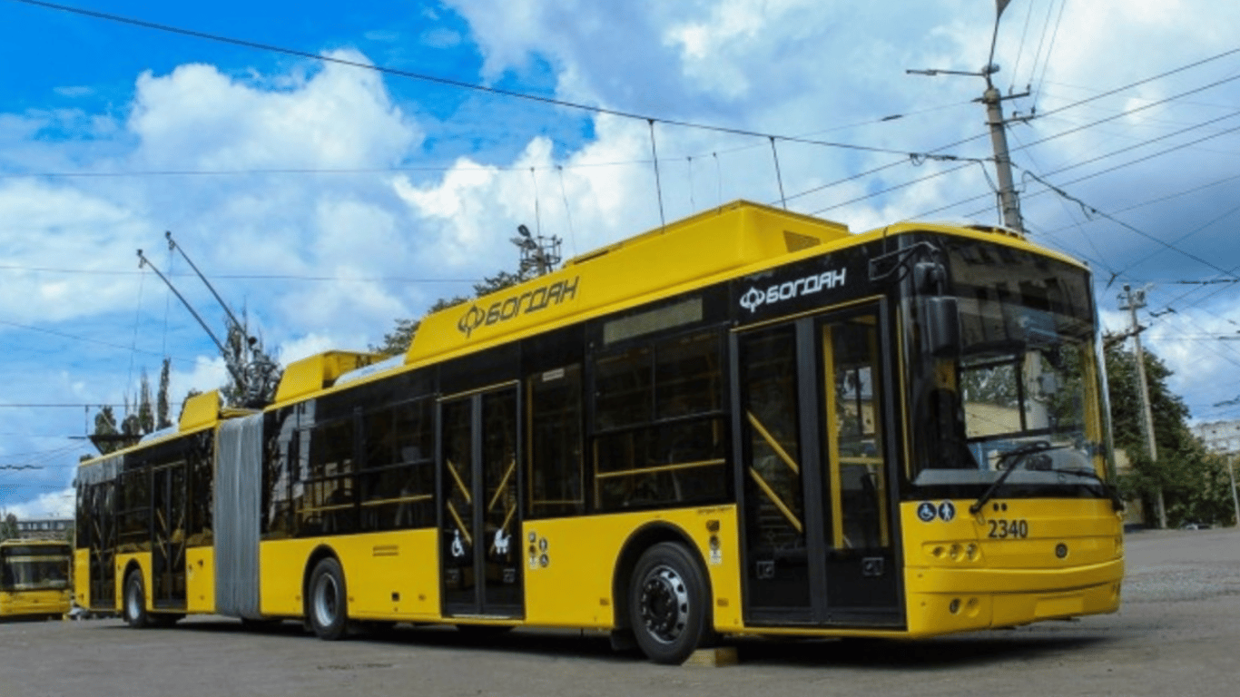 Повітряна тривога - Наземний транспорт Києва змінює формат роботи