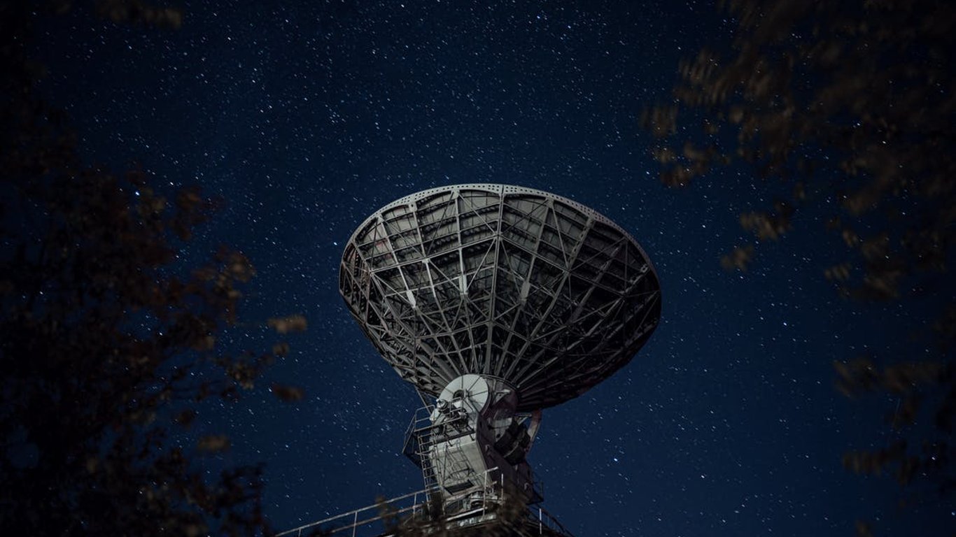 Науковці зробили сенсаційне фото кульового скупчення зірок надпотужним телескопом. Фото