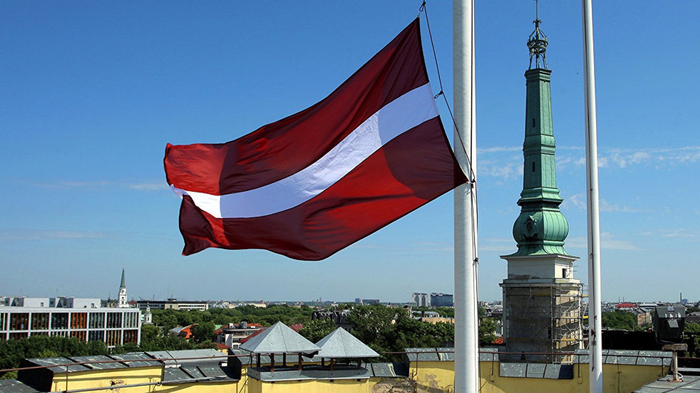 Сейм Латвії погодив проєкт резолюції щодо визнання рф країною-спонсором тероризму