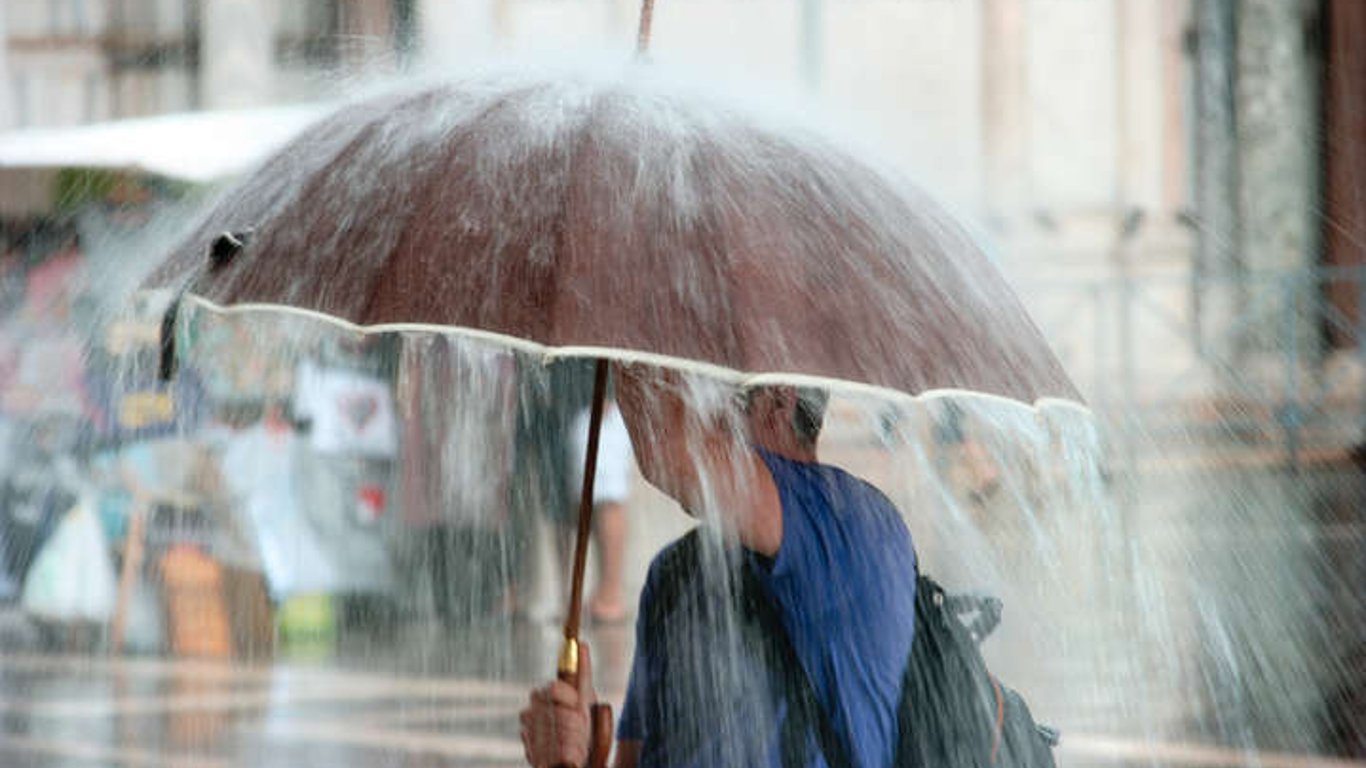 Беріть парасолю: синоптики дали прогноз погоди на 3 серпня у Києві