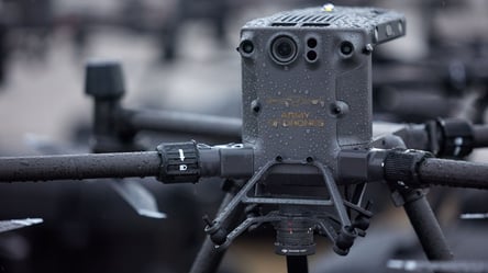 Українські військові отримають 20 дронів-розвідників Fly Eye: чим вони унікальні - 285x160