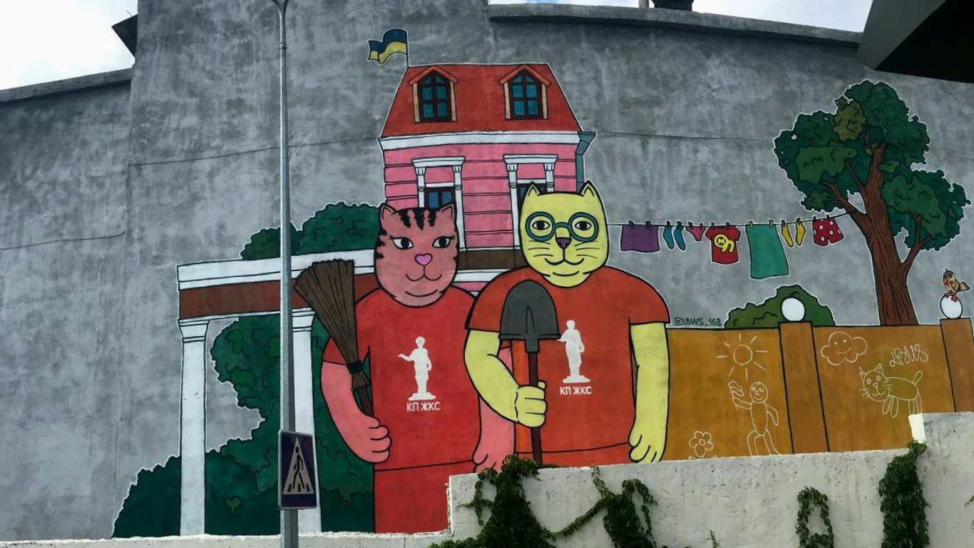 В Одессе появился новый мурал кота-коммунальщика