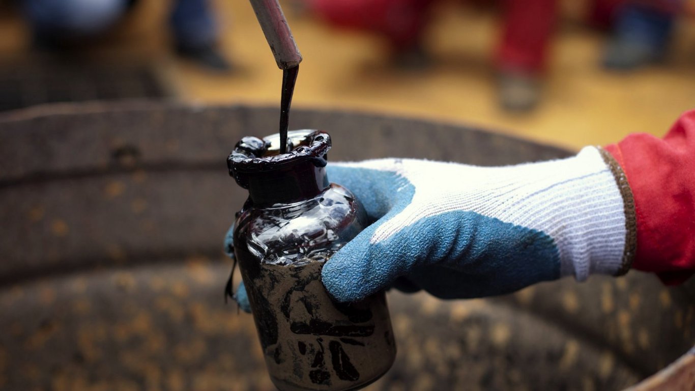 РФ нашла способ доставлять нефть через Египет, — Bloomberg