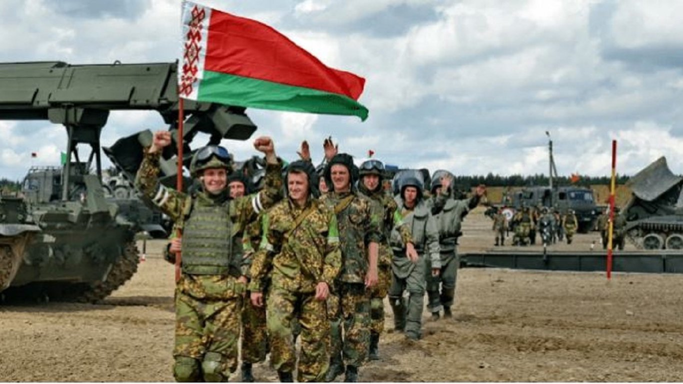 Беларусь неожиданно решила провести военные учения с Казахстаном: что известно