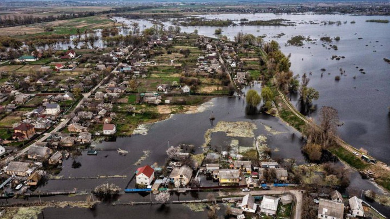 В Киевской области назначили компенсацию жителям Демидова, пострадавшим от подтопления