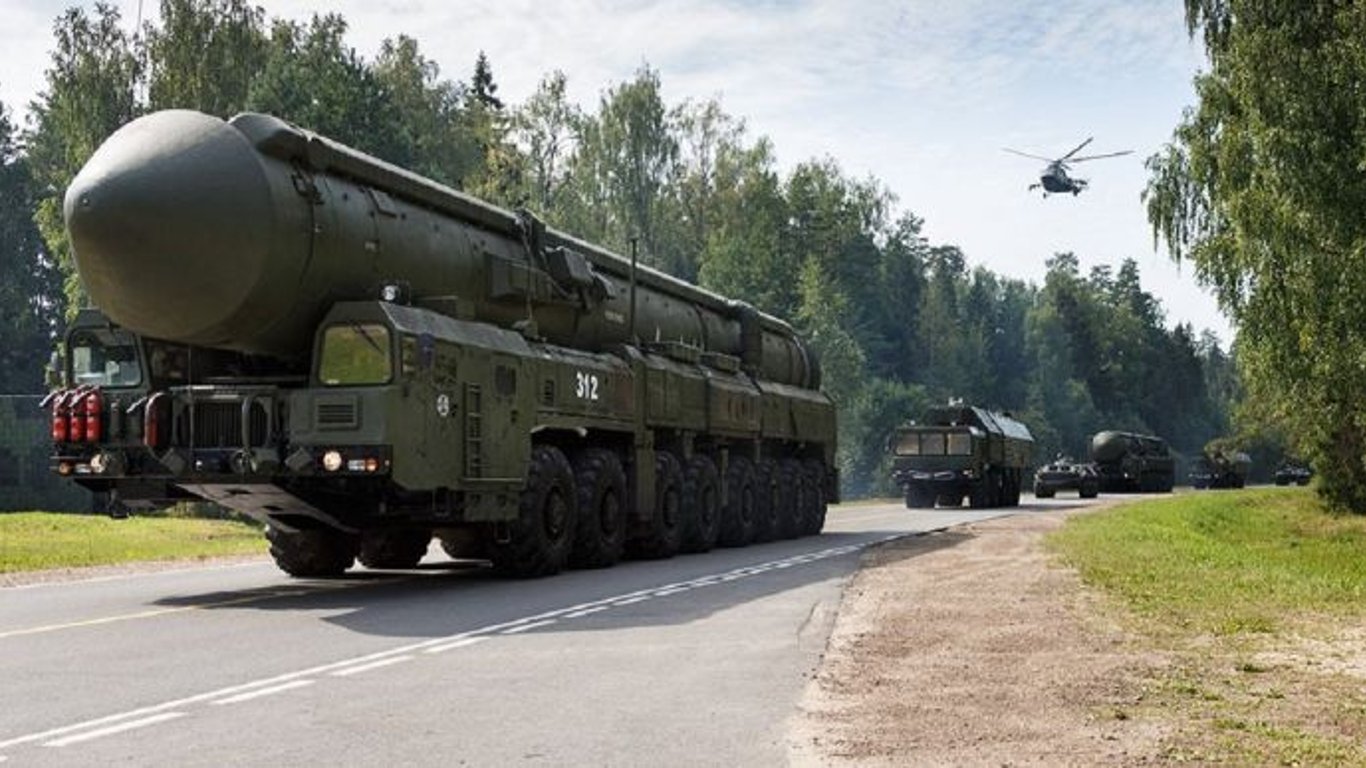 Росія заявила про виведення ядерної зброї з-під інспекції й знайшла крайніх