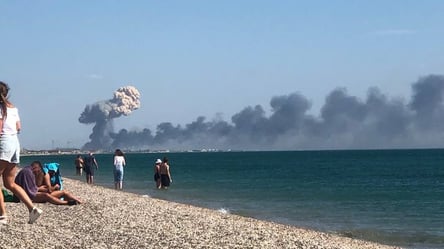 "Потерпи, рідненький, скоро будеш вільний": як соцмережі реагують на вибухи у Криму - 285x160