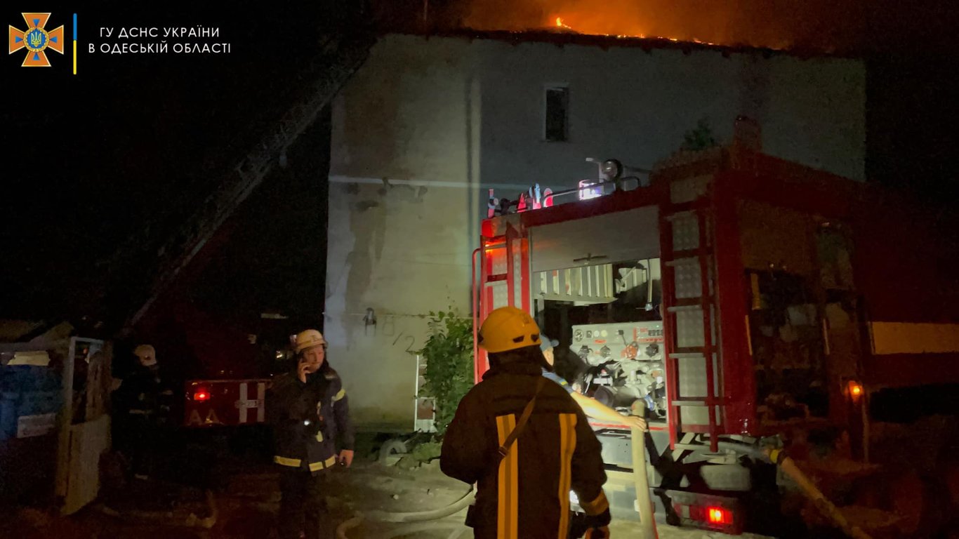 В Одессе потушили сильный пожар