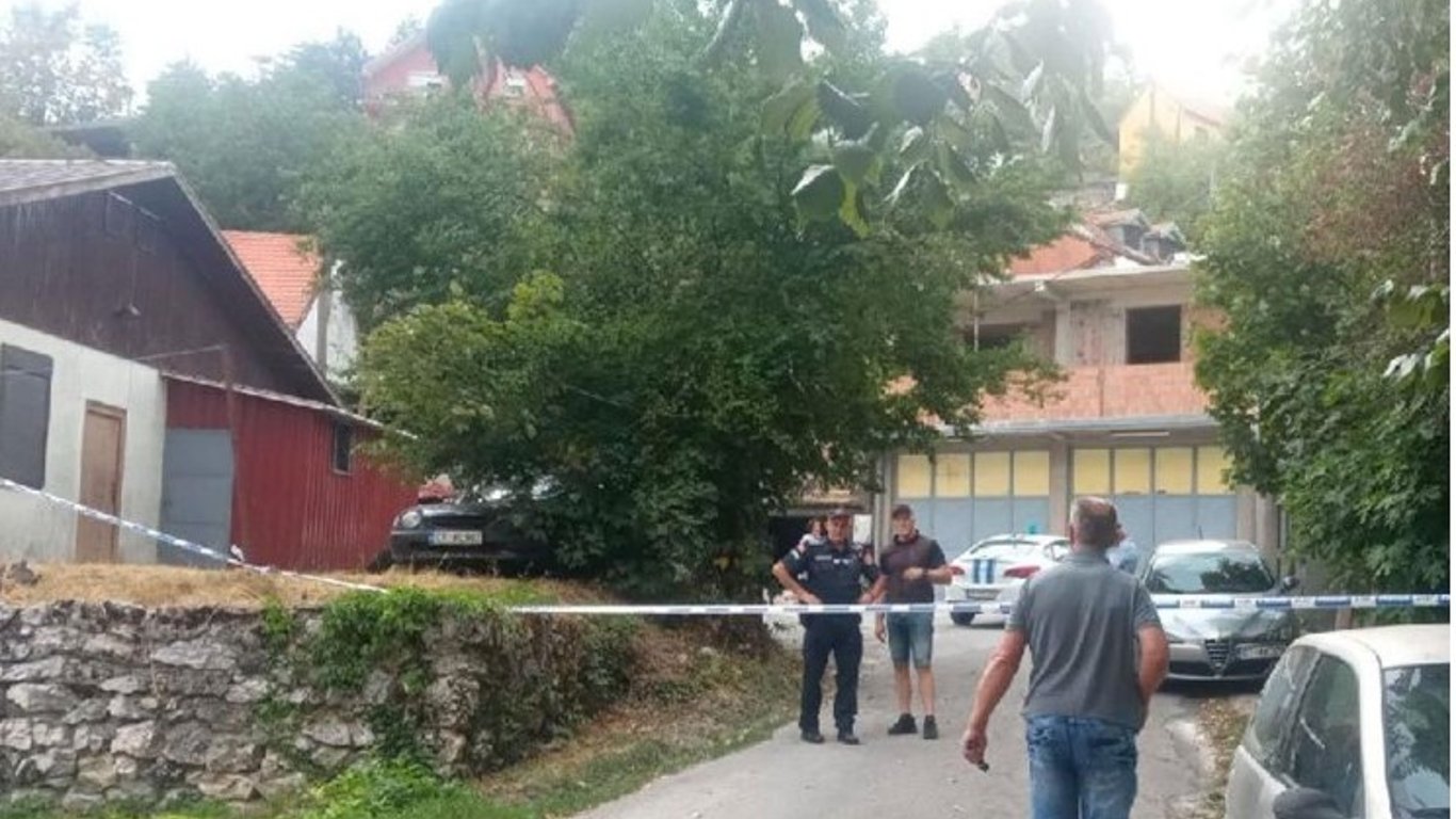 В Черногории мужчина застрелил посреди улицы 11 человек