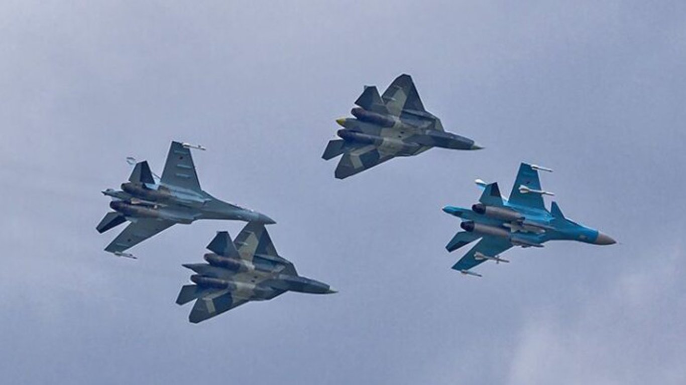 Розвідка оприлюднила імена командирів льотчиків рф, які бомбардують українські міста
