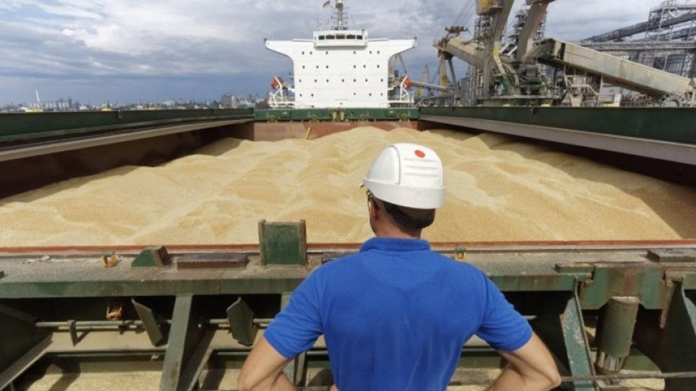 В Черноморский порт направляются еще шесть судов за украинским зерном