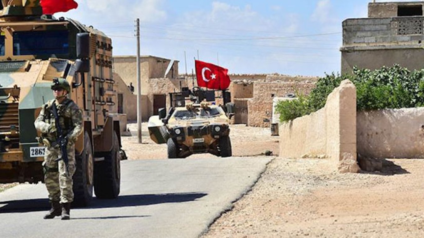 Спецоперация Турции в Сирии: известно об 11 погибших во время авиаудара
