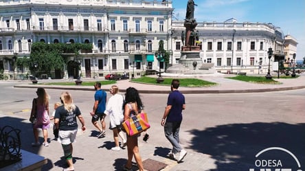Міністр культури запропонував перенести пам'ятник Катерині ІІ в Одесі до радянських монументів - 285x160