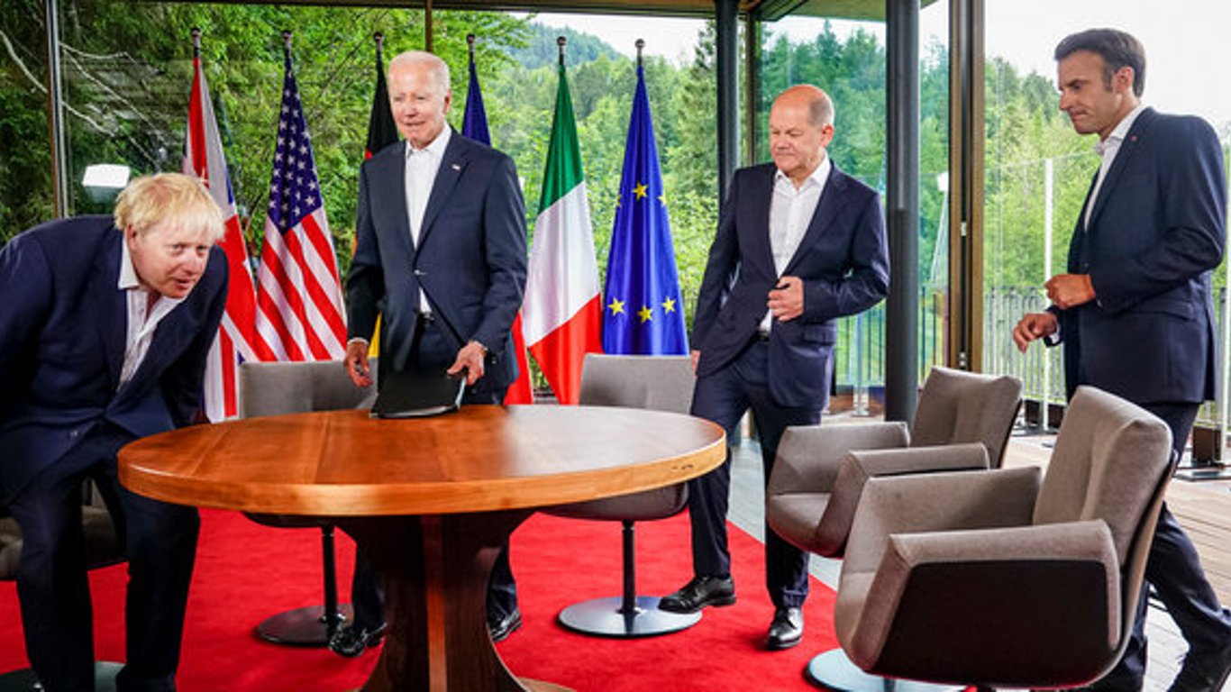 Байден, Макрон, Шольц и Джонсон провели переговоры из-за Украины: о чем говорили