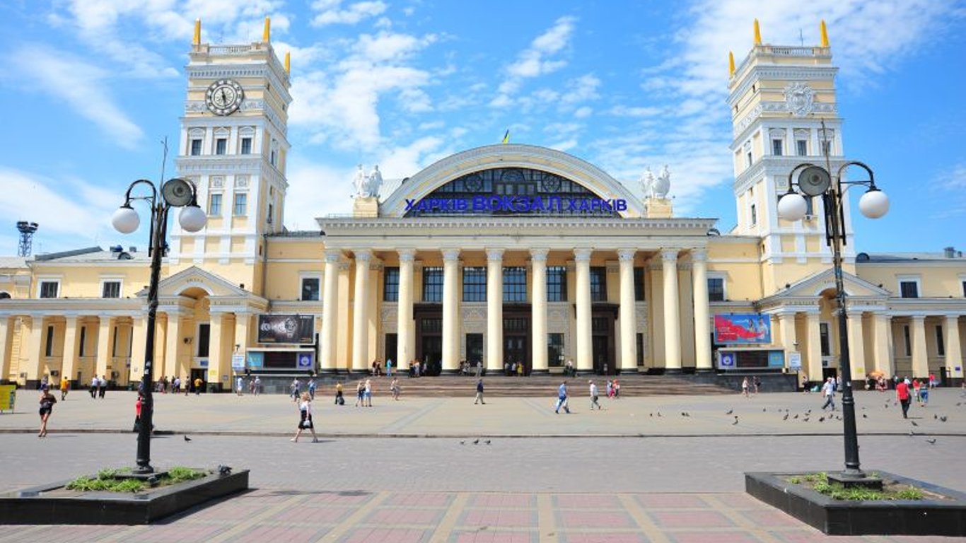 Укрзализныця отменит пригородные и региональные рейсы в Харьков на День Независимости