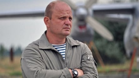 Зеленський нагородив посмертно льотчика-героя, що загинув у небі над Одещиною - 285x160