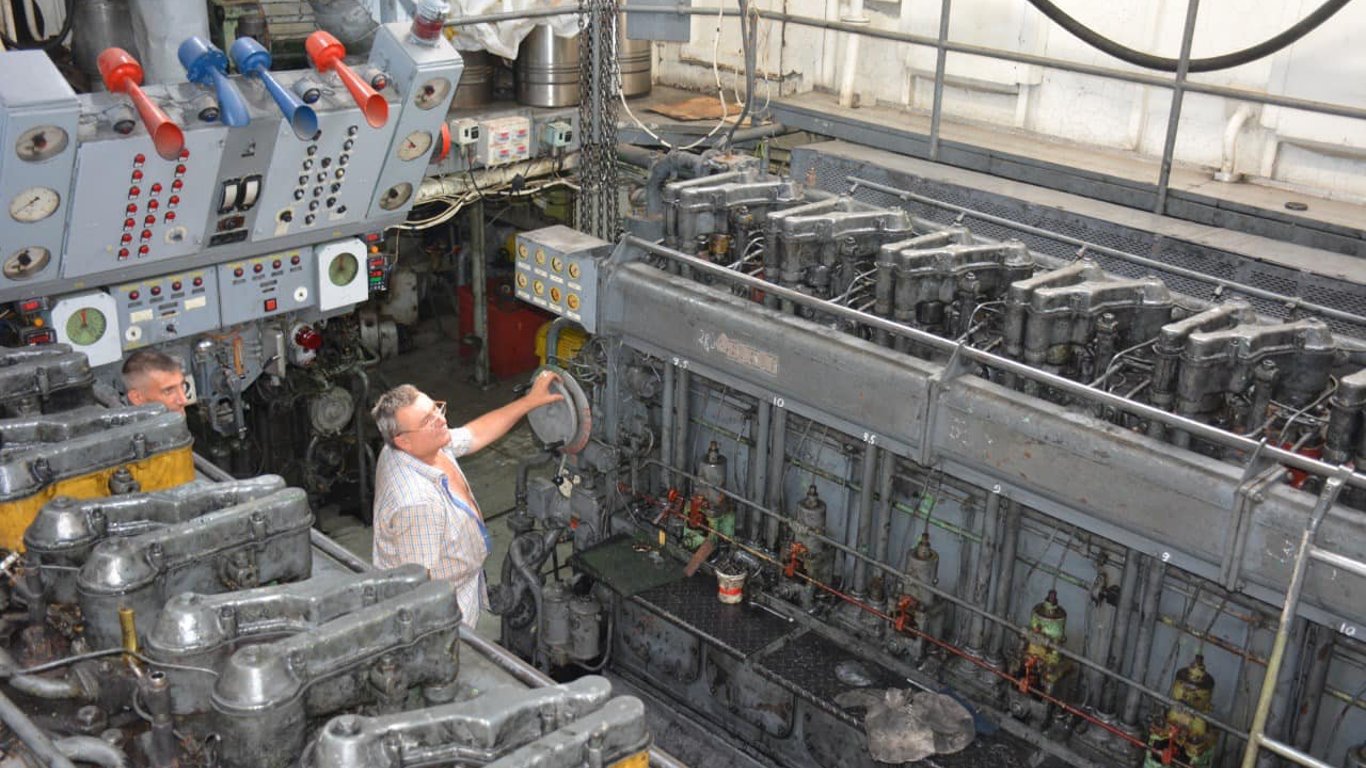 Украинское Дунайское пароходство отремонтировало буксир, который служит уже 55 лет