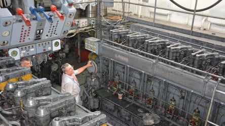 Украинское Дунайское пароходство отремонтировало буксир, который служит уже 55 лет - 285x160