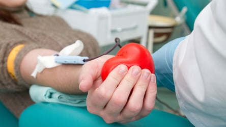 В больнице Одесской области критически не хватает донорской крови: как помочь - 285x160