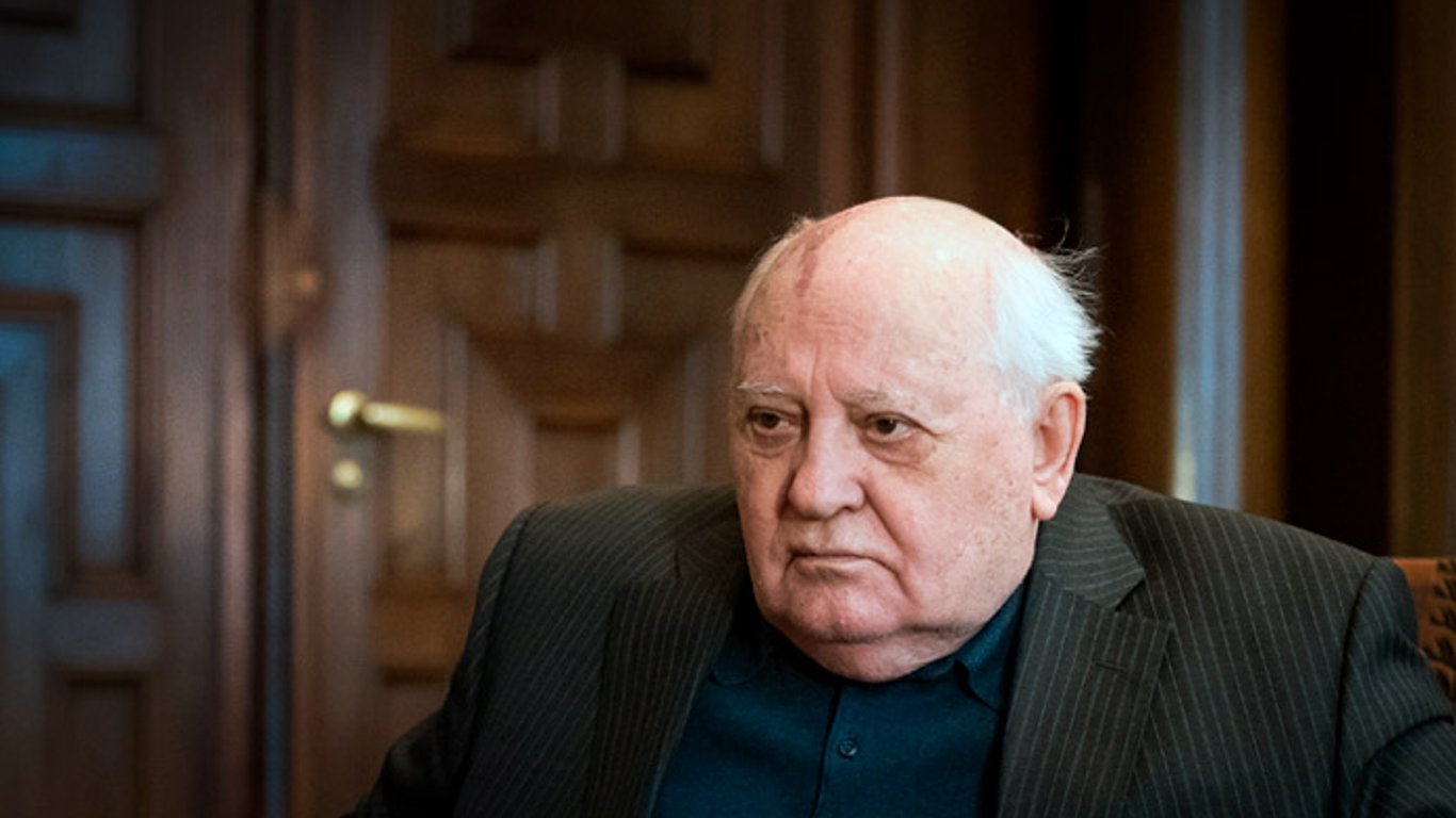 Стало відомо, коли і де поховають Горбачова