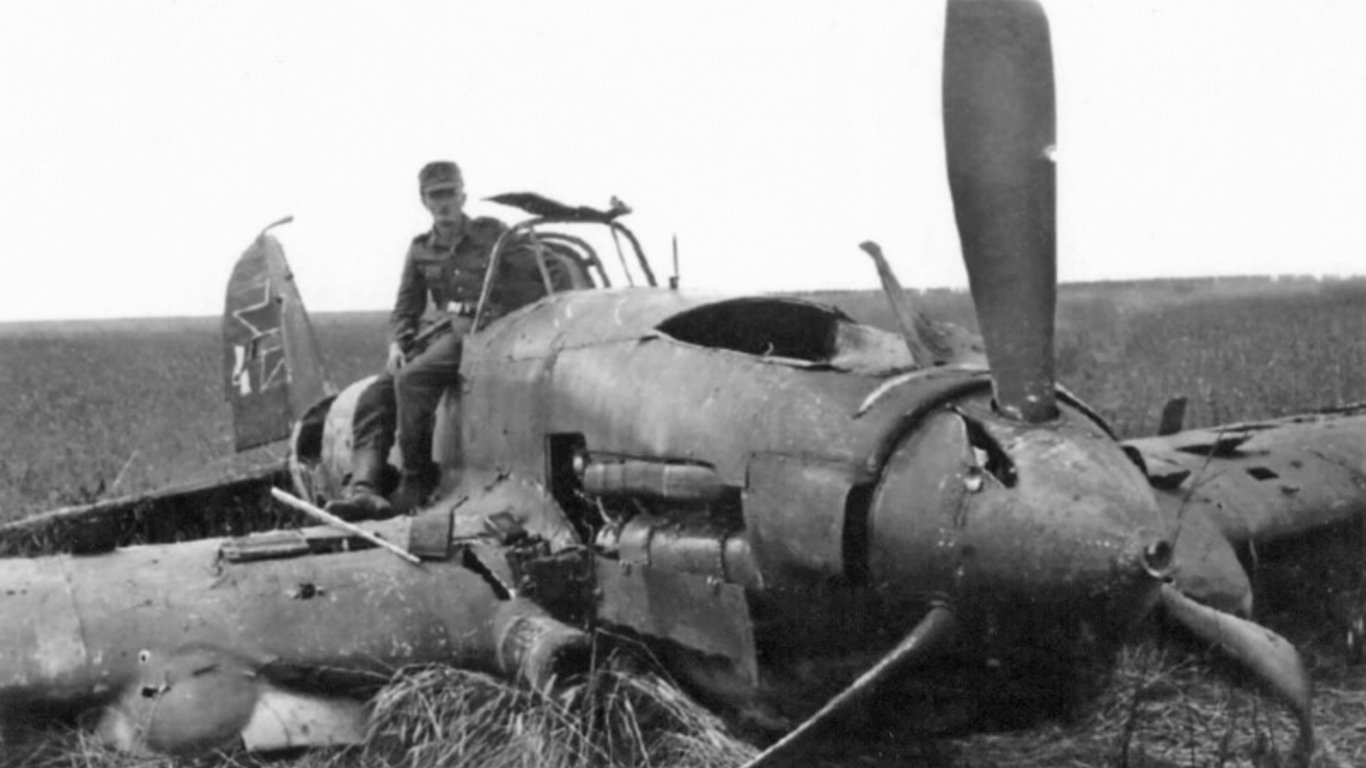 В Карпатах обнаружили обломки немецкого самолета времен Второй мировой войны (фото)