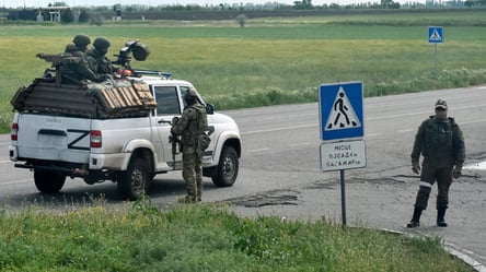 Оккупанты не смогут стягивать резервы на Херсонщину: ВСУ подорвали логистику - 285x160