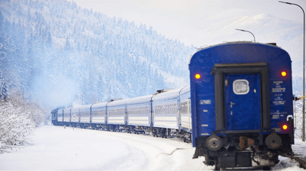 Туристка показала новий плацкартний вагон УЗ — відео - 285x160