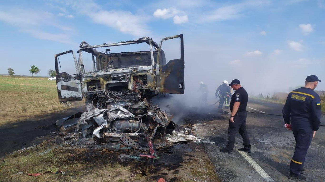 Масштабне ДТП в Одеській області: загинула дитина (оновлюється)