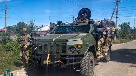 СБУ показала спецназовцев "Альфы" в освобожденном Купянске - 285x160