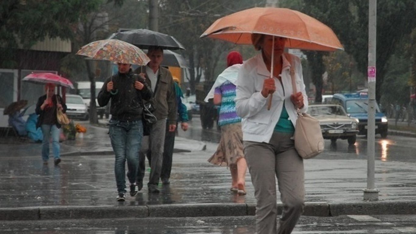 Дощі та похолодання: Укргідрометцентр розповів про погоду на вівторок