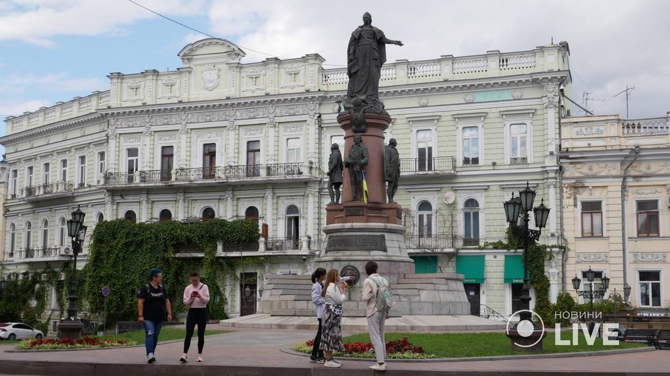 В Одессе решают судьбу памятника Екатерине ІІ: как зарегистрироваться