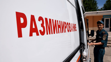 Окупанти у Донецьку евакуюють учнів зі шкіл: у чому причина - 285x160