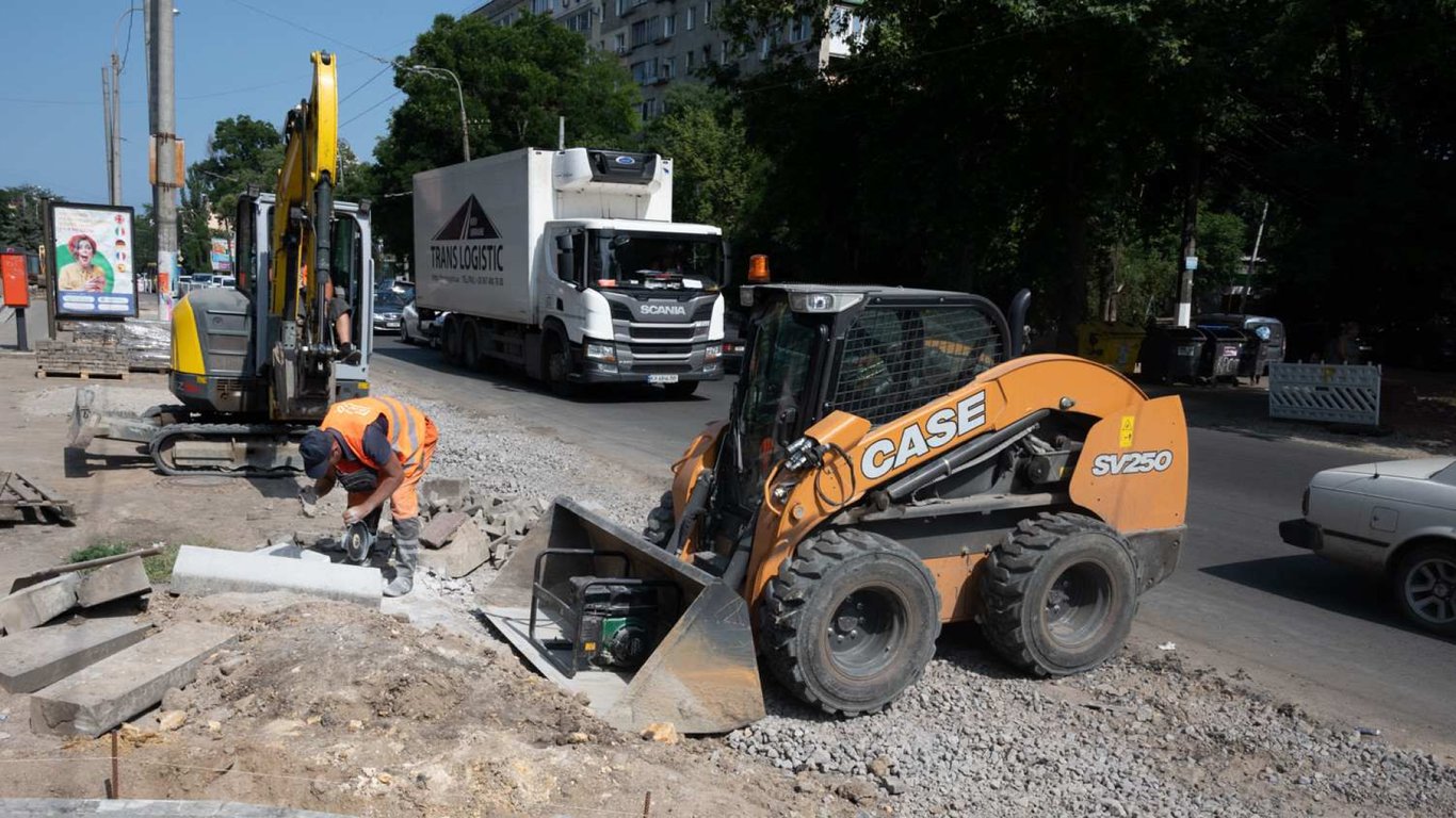 Краще об'їхати: в Одесі ремонтують майже десяток вулиць
